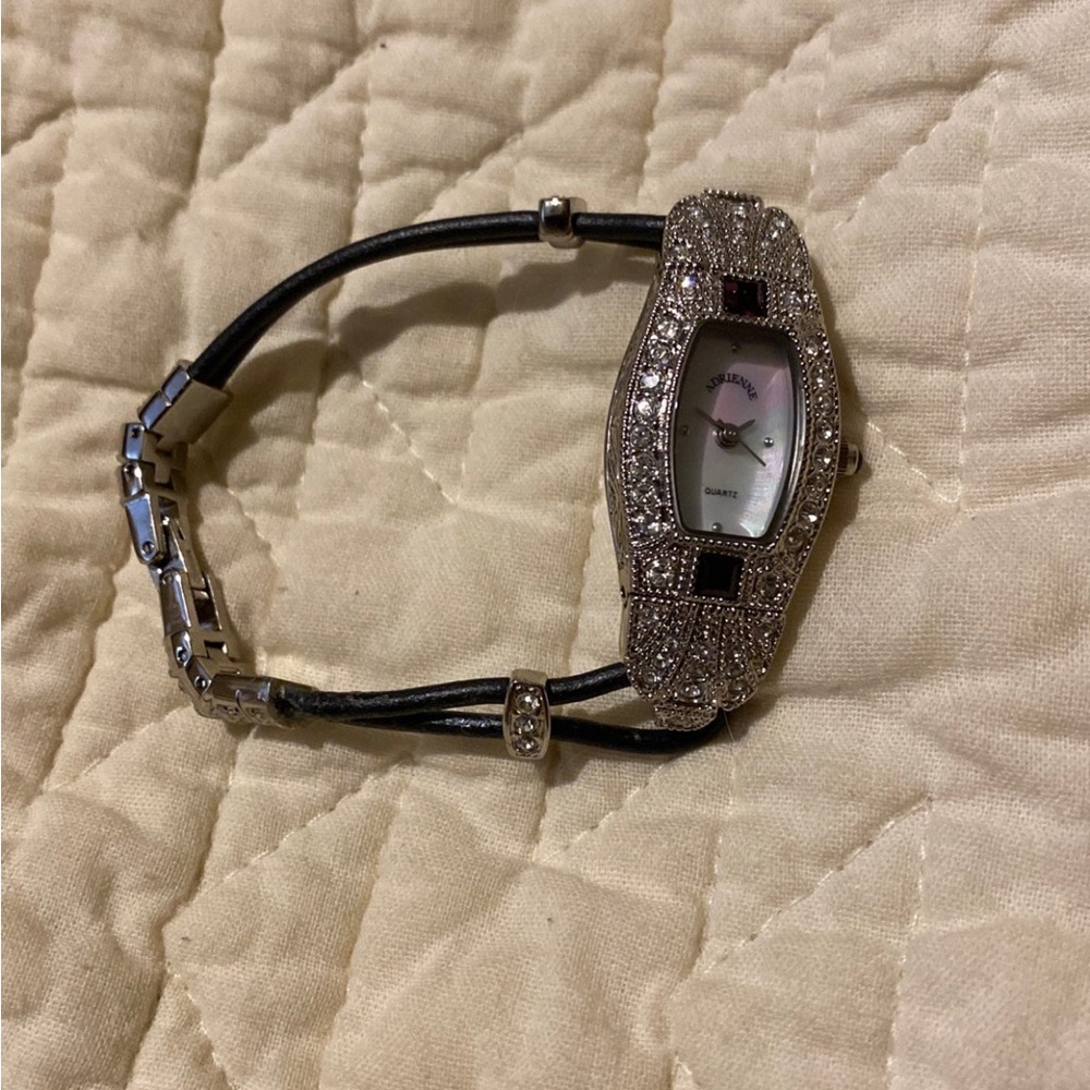Vintage Adrienne Couture
Collection Amethyst Crystal watch - Picture 4 of 5